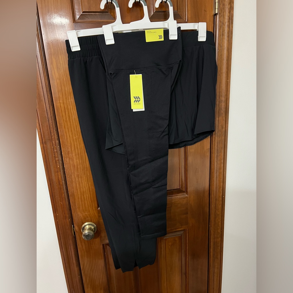 Set Of 3- Leggings, Skort And Taper Pants